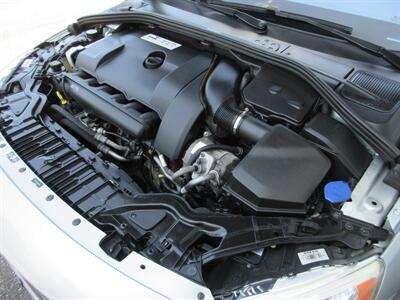 2015 Volvo S60 T6 R-Design Platinum - Photo 60 - Bohemia, NY 11716