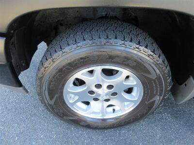 2001 Chevrolet Tahoe Z71 - Photo 68 - Bohemia, NY 11716