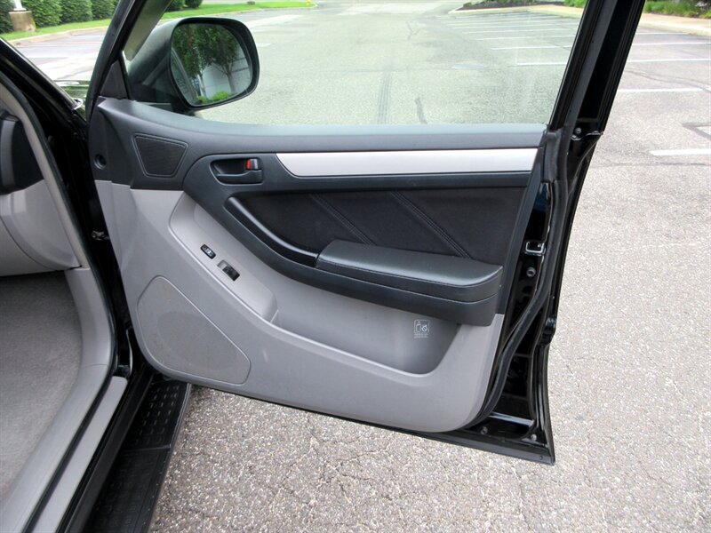 2007 Toyota 4Runner SR5   - Photo 54 - Bohemia, NY 11716