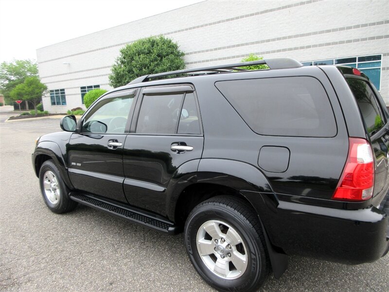 2007 Toyota 4Runner SR5   - Photo 23 - Bohemia, NY 11716