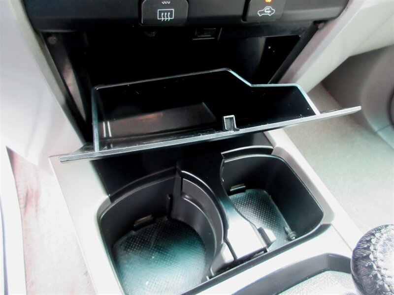 2007 Toyota 4Runner SR5   - Photo 39 - Bohemia, NY 11716