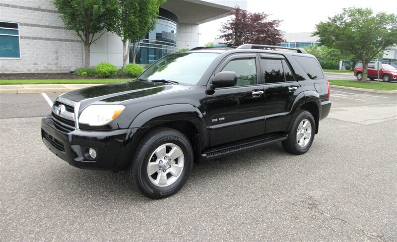 2007 Toyota 4Runner SR5   - Photo 9 - Bohemia, NY 11716