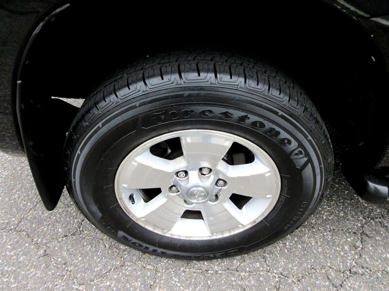 2007 Toyota 4Runner SR5   - Photo 62 - Bohemia, NY 11716