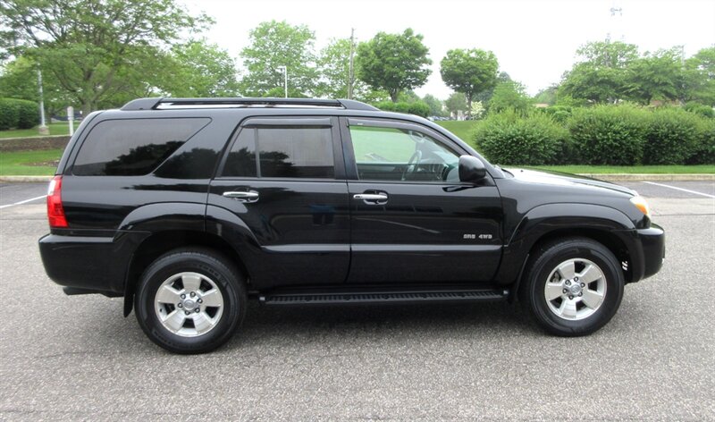 2007 Toyota 4Runner SR5   - Photo 14 - Bohemia, NY 11716