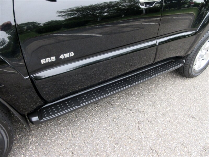 2007 Toyota 4Runner SR5   - Photo 31 - Bohemia, NY 11716