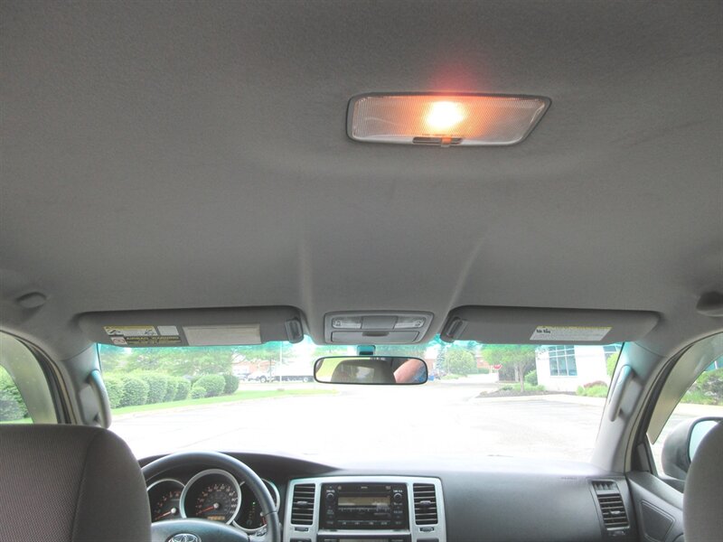 2007 Toyota 4Runner SR5   - Photo 44 - Bohemia, NY 11716