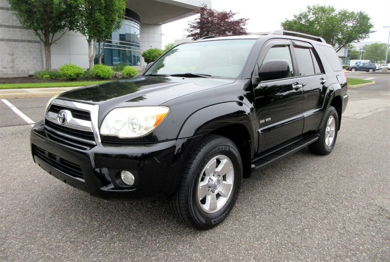 2007 Toyota 4Runner SR5   - Photo 5 - Bohemia, NY 11716