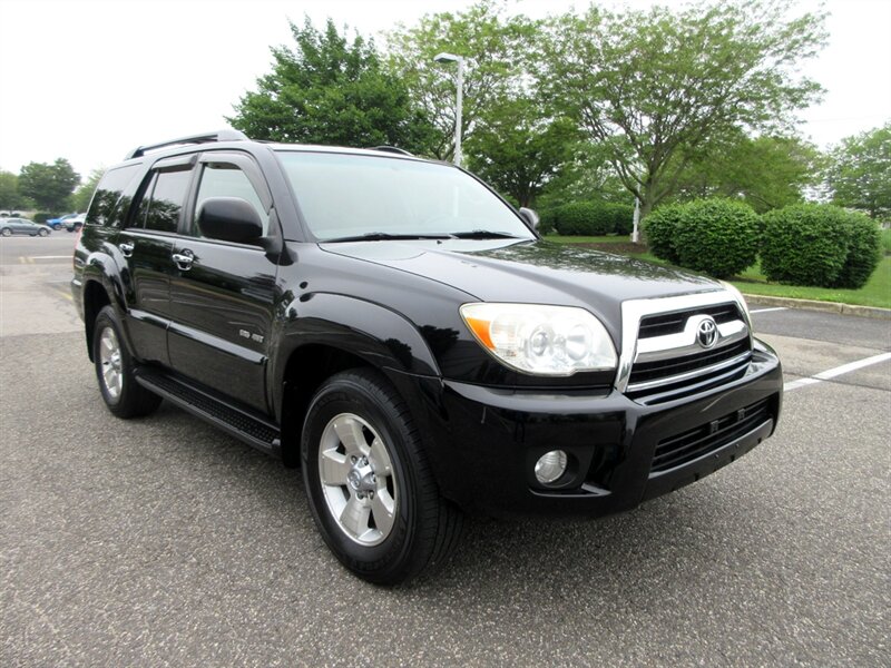2007 Toyota 4Runner SR5   - Photo 6 - Bohemia, NY 11716