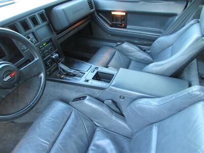 1986 Chevrolet Corvette Coupe - Photo 25 - Bohemia, NY 11716