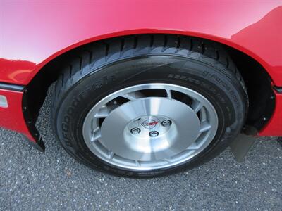 1986 Chevrolet Corvette Coupe - Photo 45 - Bohemia, NY 11716