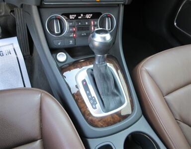 2016 Audi Q3 2.0T Quattro Prestige S Line   - Photo 38 - Bohemia, NY 11716