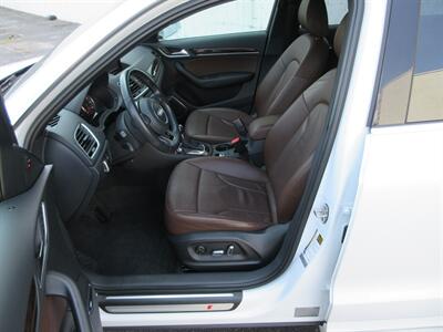 2016 Audi Q3 2.0T Quattro Prestige S Line   - Photo 35 - Bohemia, NY 11716