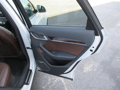 2016 Audi Q3 2.0T Quattro Prestige S Line   - Photo 54 - Bohemia, NY 11716