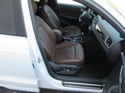 2016 Audi Q3 2.0T Quattro Prestige S Line   - Photo 55 - Bohemia, NY 11716