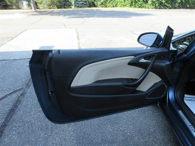 2017 Buick Cascada Premium   - Photo 37 - Bohemia, NY 11716