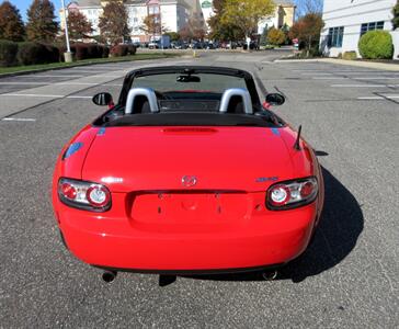 2006 Mazda MX-5 Miata Grand Touring   - Photo 10 - Bohemia, NY 11716