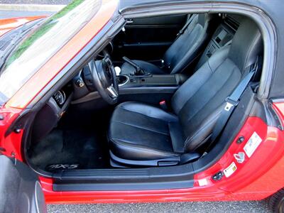 2006 Mazda MX-5 Miata Grand Touring   - Photo 34 - Bohemia, NY 11716