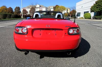 2006 Mazda MX-5 Miata Grand Touring   - Photo 8 - Bohemia, NY 11716