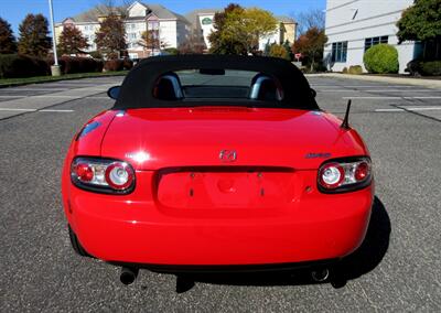 2006 Mazda MX-5 Miata Grand Touring   - Photo 13 - Bohemia, NY 11716