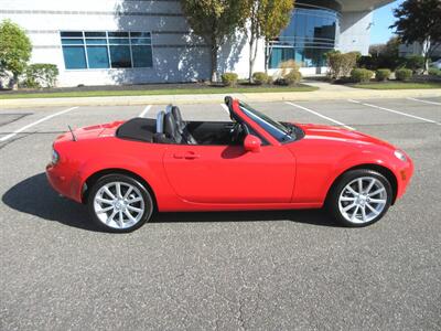 2006 Mazda MX-5 Miata Grand Touring   - Photo 6 - Bohemia, NY 11716