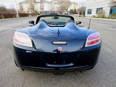 2007 Saturn Sky Convertible   - Photo 16 - Bohemia, NY 11716