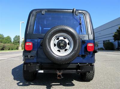 1990 Jeep Wrangler   - Photo 12 - Bohemia, NY 11716