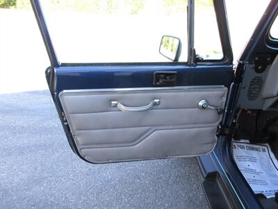 1990 Jeep Wrangler   - Photo 29 - Bohemia, NY 11716