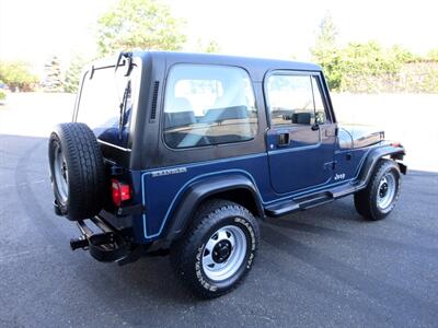 1990 Jeep Wrangler   - Photo 22 - Bohemia, NY 11716