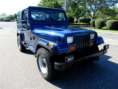 1990 Jeep Wrangler   - Photo 2 - Bohemia, NY 11716