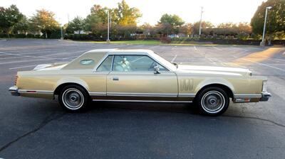 1979 Lincoln Mark V   - Photo 14 - Bohemia, NY 11716