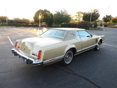 1979 Lincoln Mark V   - Photo 8 - Bohemia, NY 11716