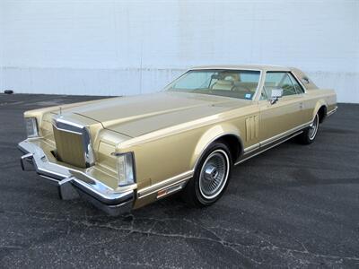 1979 Lincoln Mark V   - Photo 9 - Bohemia, NY 11716