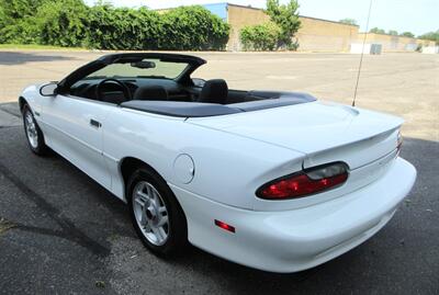 1994 Chevrolet Camaro Z28 Convertible - Photo 21 - Bohemia, NY 11716