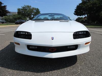 1994 Chevrolet Camaro Z28 Convertible - Photo 11 - Bohemia, NY 11716