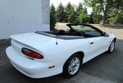 1994 Chevrolet Camaro Z28 Convertible - Photo 22 - Bohemia, NY 11716