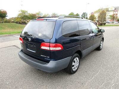 2003 Toyota Sienna CE   - Photo 8 - Bohemia, NY 11716