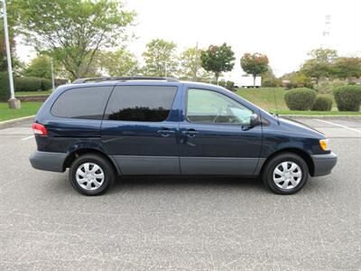 2003 Toyota Sienna CE   - Photo 10 - Bohemia, NY 11716