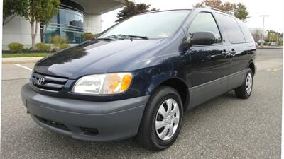 2003 Toyota Sienna CE   - Photo 1 - Bohemia, NY 11716