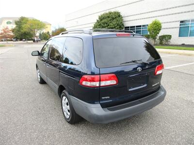 2003 Toyota Sienna CE   - Photo 7 - Bohemia, NY 11716