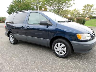 2003 Toyota Sienna CE   - Photo 16 - Bohemia, NY 11716