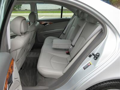 2007 Mercedes-Benz E350 4MATIC   - Photo 43 - Bohemia, NY 11716