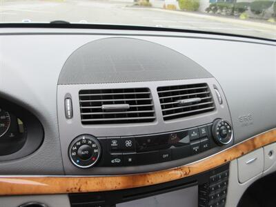 2007 Mercedes-Benz E350 4MATIC   - Photo 36 - Bohemia, NY 11716