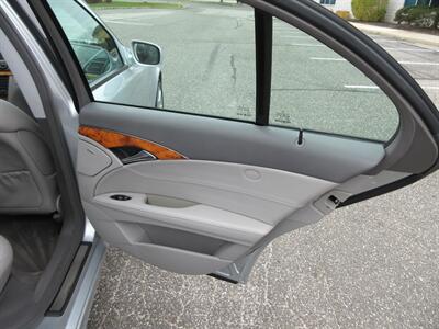 2007 Mercedes-Benz E350 4MATIC   - Photo 51 - Bohemia, NY 11716