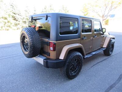 2011 Jeep Wrangler Unlimited 70th Anniversary   - Photo 25 - Bohemia, NY 11716