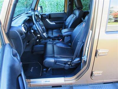 2011 Jeep Wrangler Unlimited 70th Anniversary   - Photo 36 - Bohemia, NY 11716
