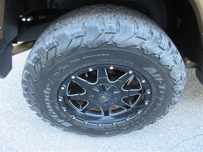 2011 Jeep Wrangler Unlimited 70th Anniversary   - Photo 68 - Bohemia, NY 11716