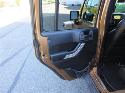 2011 Jeep Wrangler Unlimited 70th Anniversary   - Photo 53 - Bohemia, NY 11716