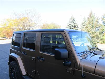 2011 Jeep Wrangler Unlimited 70th Anniversary   - Photo 29 - Bohemia, NY 11716