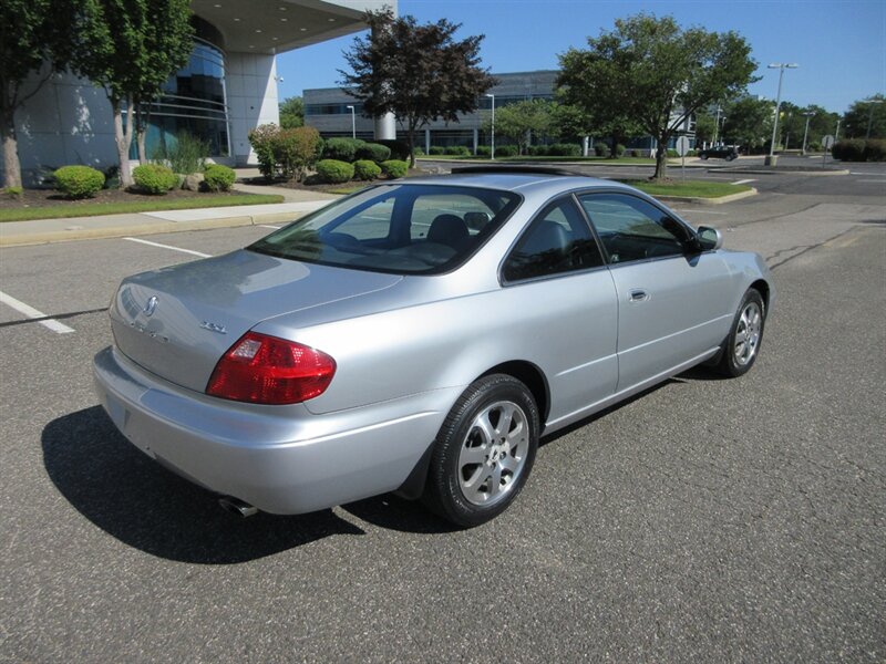 2001 Acura CL 3.2   - Photo 8 - Bohemia, NY 11716