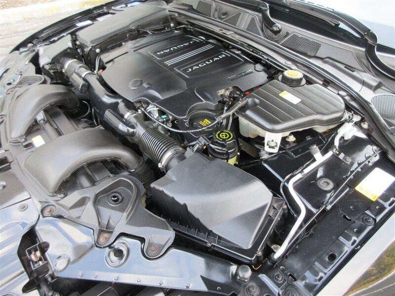 2015 Jaguar XF 3.0 Sport   - Photo 67 - Bohemia, NY 11716